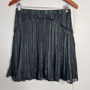 Reiss Orielle Snake Print Mini Skirt Black and Green Skater Pleated Size 4